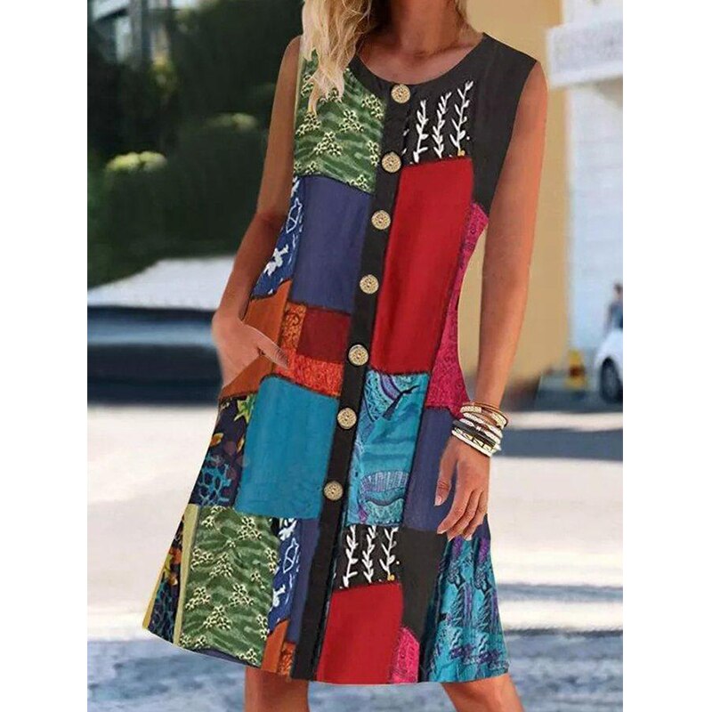 Delina® | Bold and breezy Dress